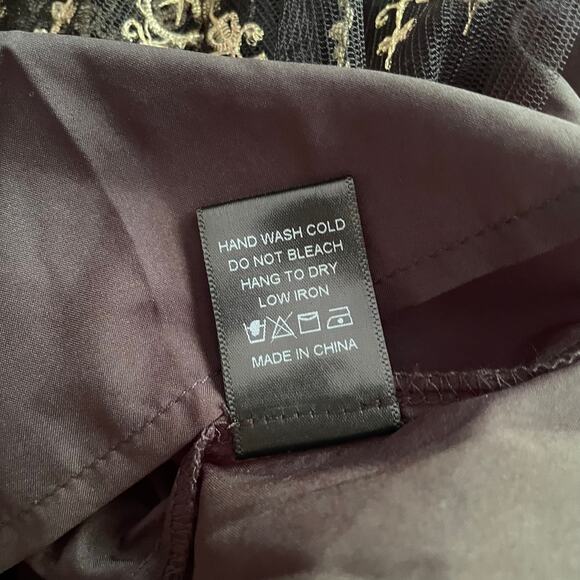 Pomander Place Black Lillith Dress Lace Maxi Size Large - Picture 11 of 11